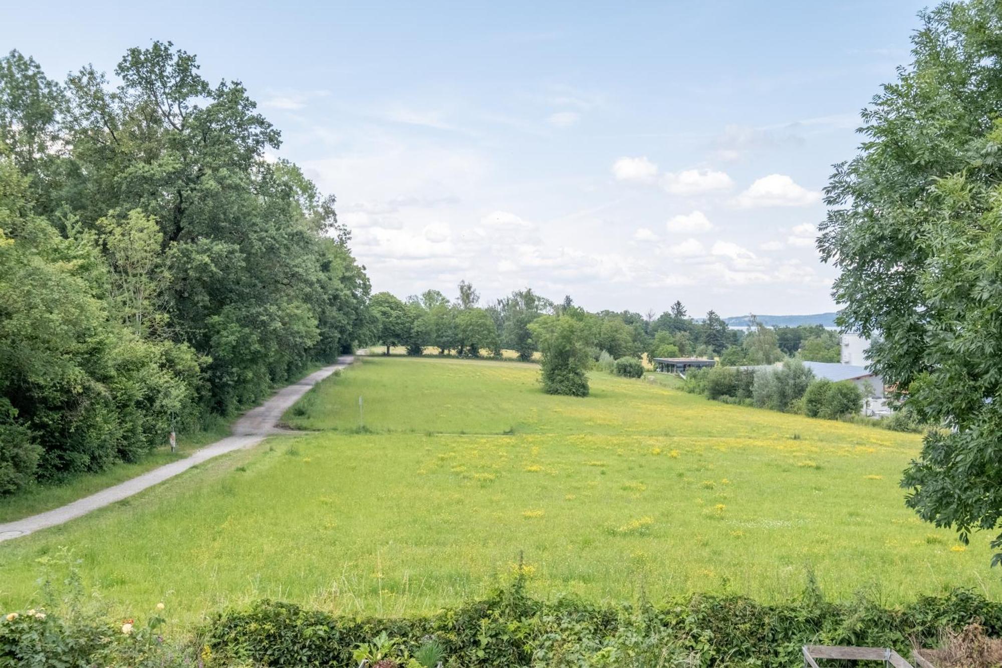 Gemuetliches Wohlfuehl-Apartment Mit Perfektem Seeblick Diessen am Ammersee Exterior photo